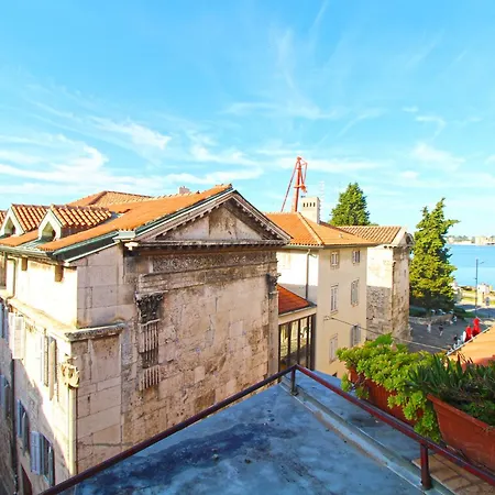 Appartement Old Town 2337 Pula